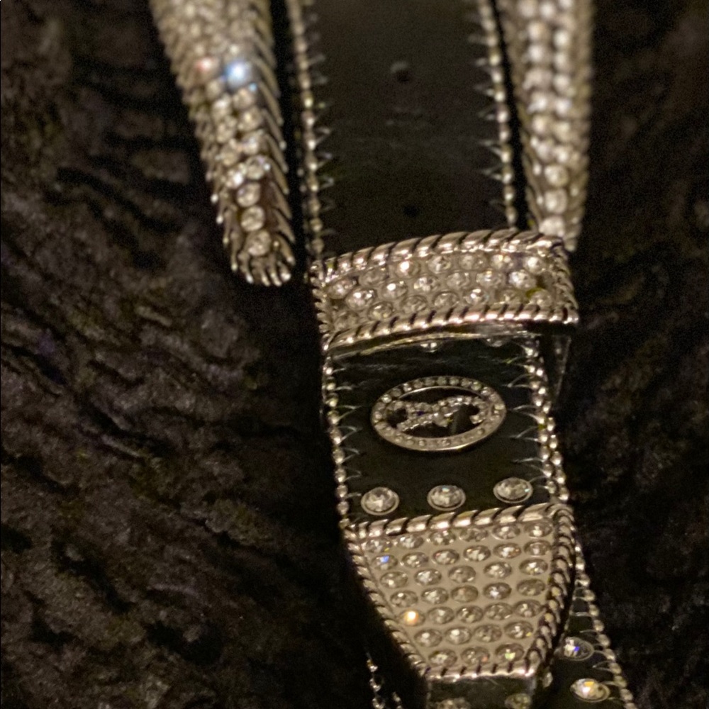 🌟 CHRISTINE ALEXANDER WESTERN SWAROVSKI CRYSTAL STUDDED LEATHER BELT - Picture 7 of 7